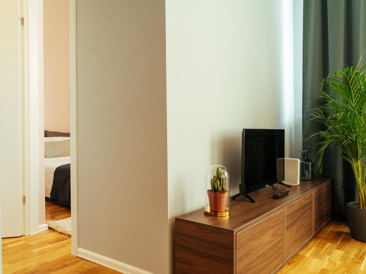Beautiful Apartment - Top Location - Amazing Balcony บูคาเรสต์ ภายนอก รูปภาพ