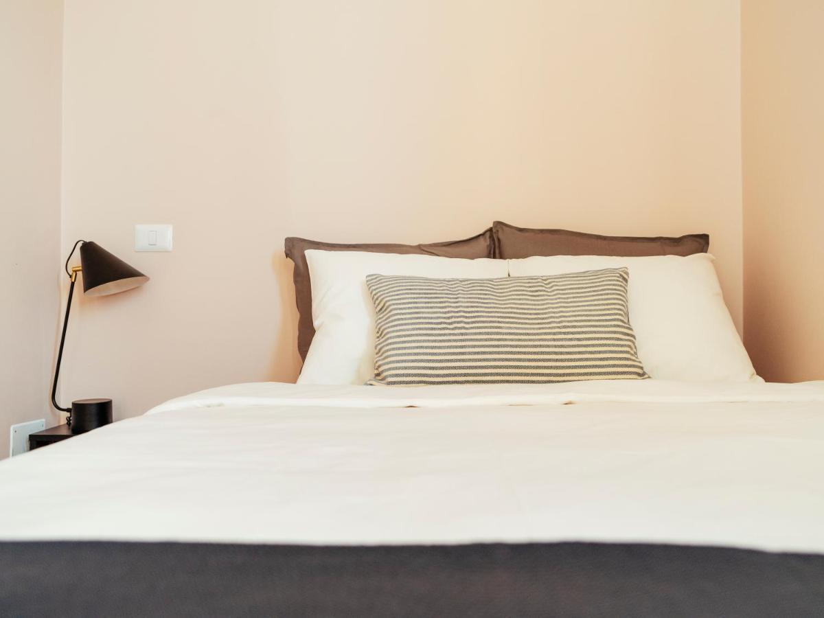 Beautiful Apartment - Top Location - Amazing Balcony บูคาเรสต์ ภายนอก รูปภาพ