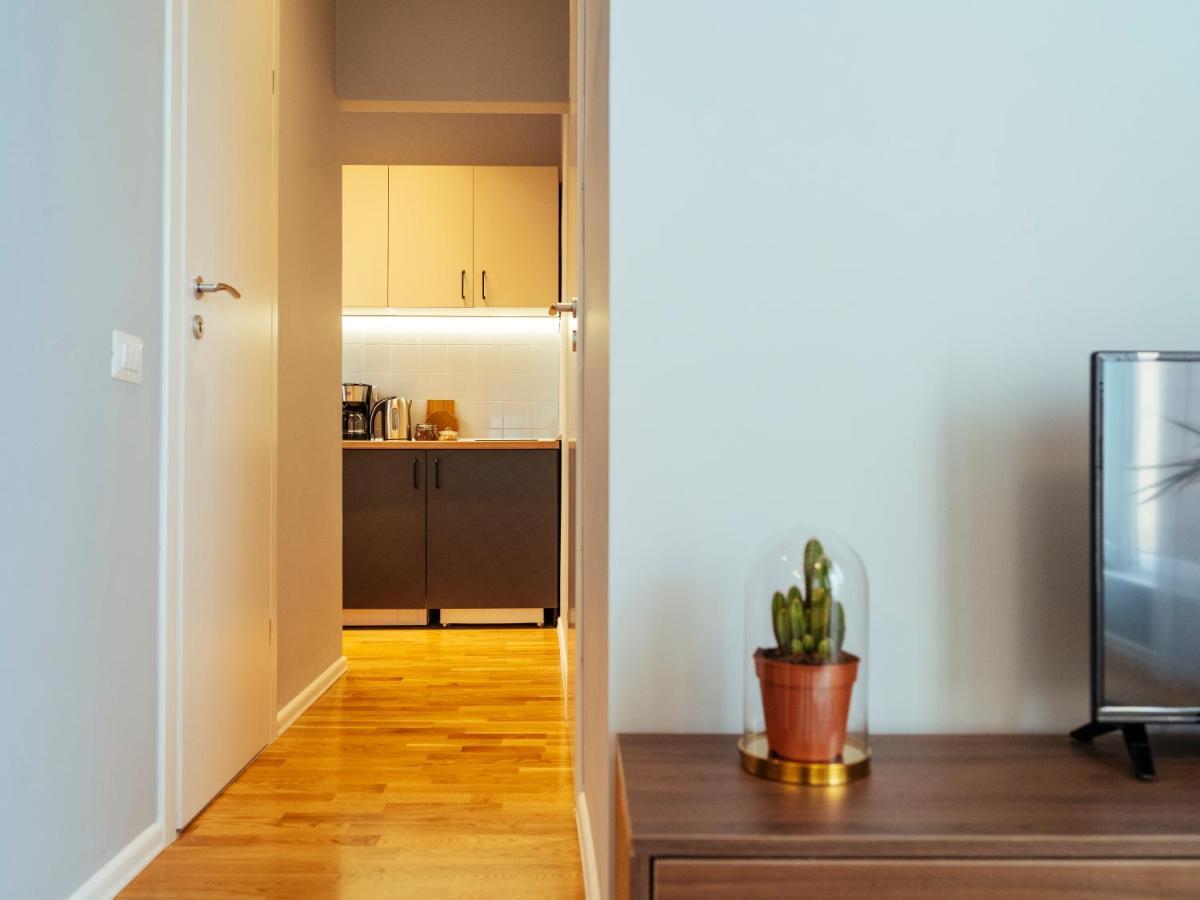 Beautiful Apartment - Top Location - Amazing Balcony บูคาเรสต์ ภายนอก รูปภาพ