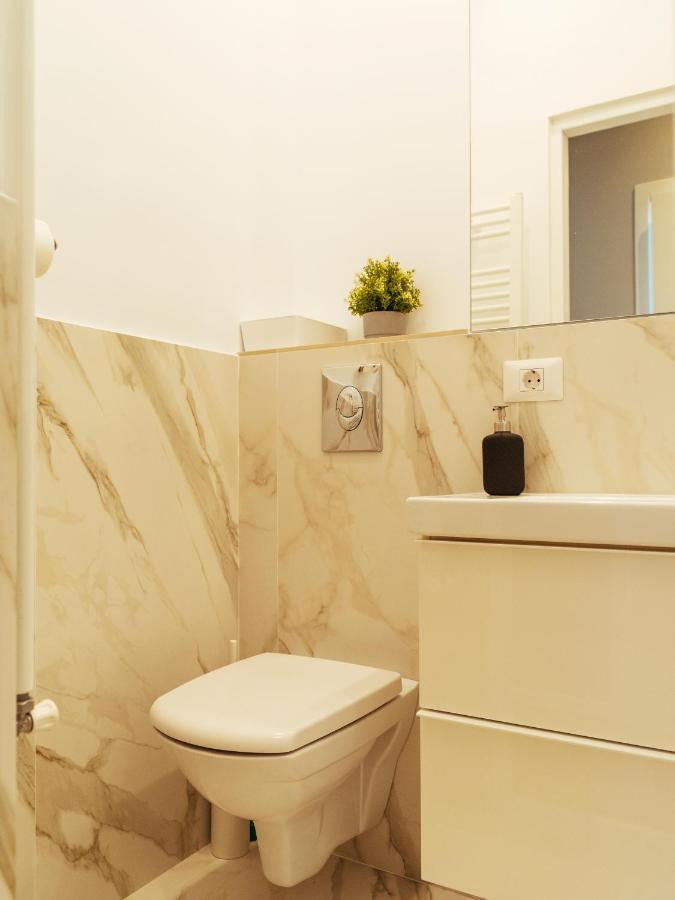 Beautiful Apartment - Top Location - Amazing Balcony บูคาเรสต์ ภายนอก รูปภาพ